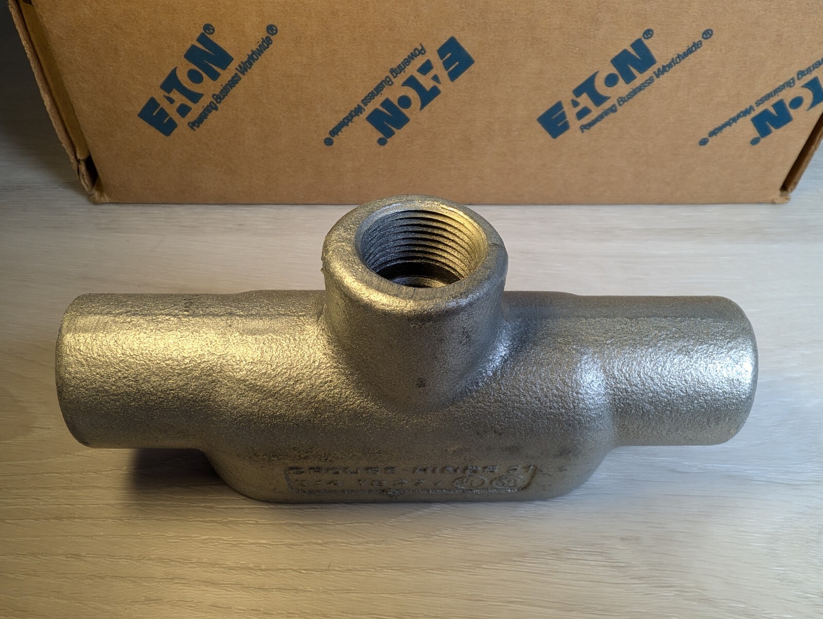 (Box of 5) Crouse-Hinds TB27 3/4″ Iron Form 7 Rigid Conduit Outlet Body NEW