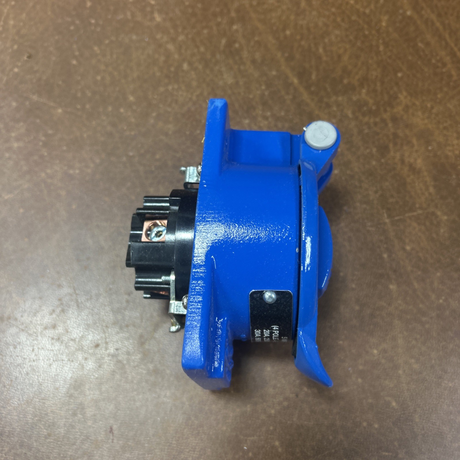 NEW HUBBELL HBL25250 Locking Receptacle 600VAC 30A 250VDC 20A, 3 Phase, 4P 5W