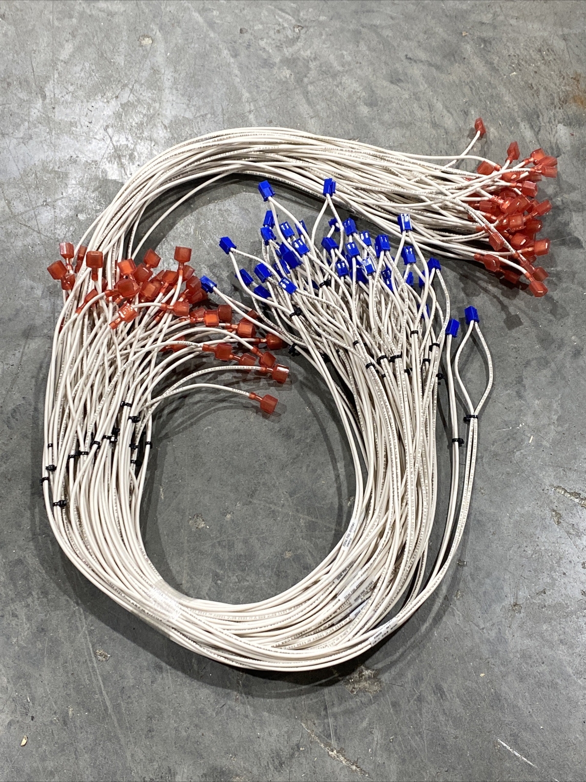 Qty.50, E172774 AWM STYLE 1015 AWG 18, VW-1 LL84983 CSA Tew 600V Wire New