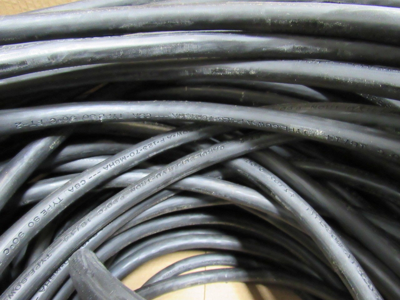 Carol P-123-70-MSHA Super VU-Tron 18/14 Conductor SOW-A Cable 310 Ft