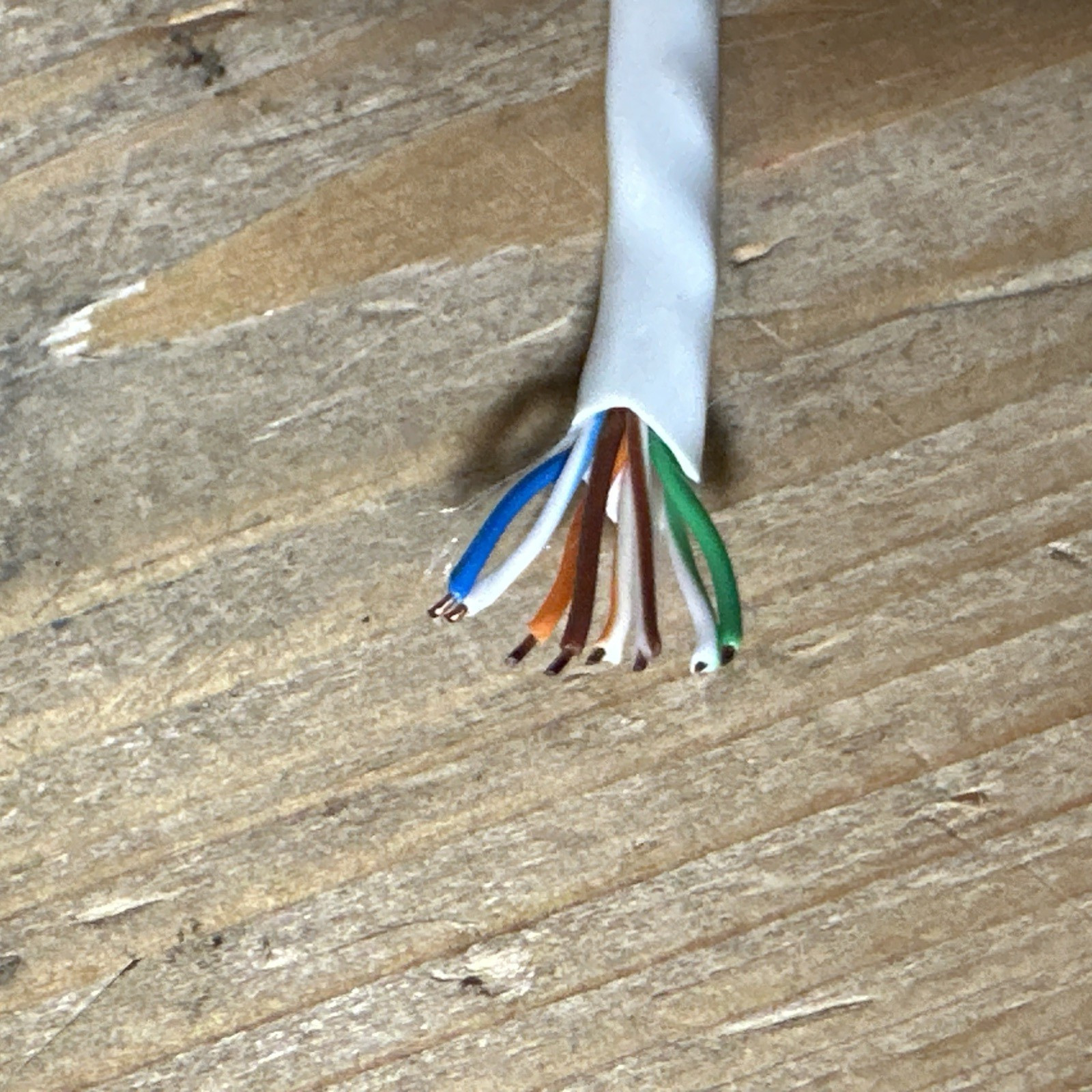 Belden 1583A-009U1000 Communication Cat5E Cable 1000ft White Open Box