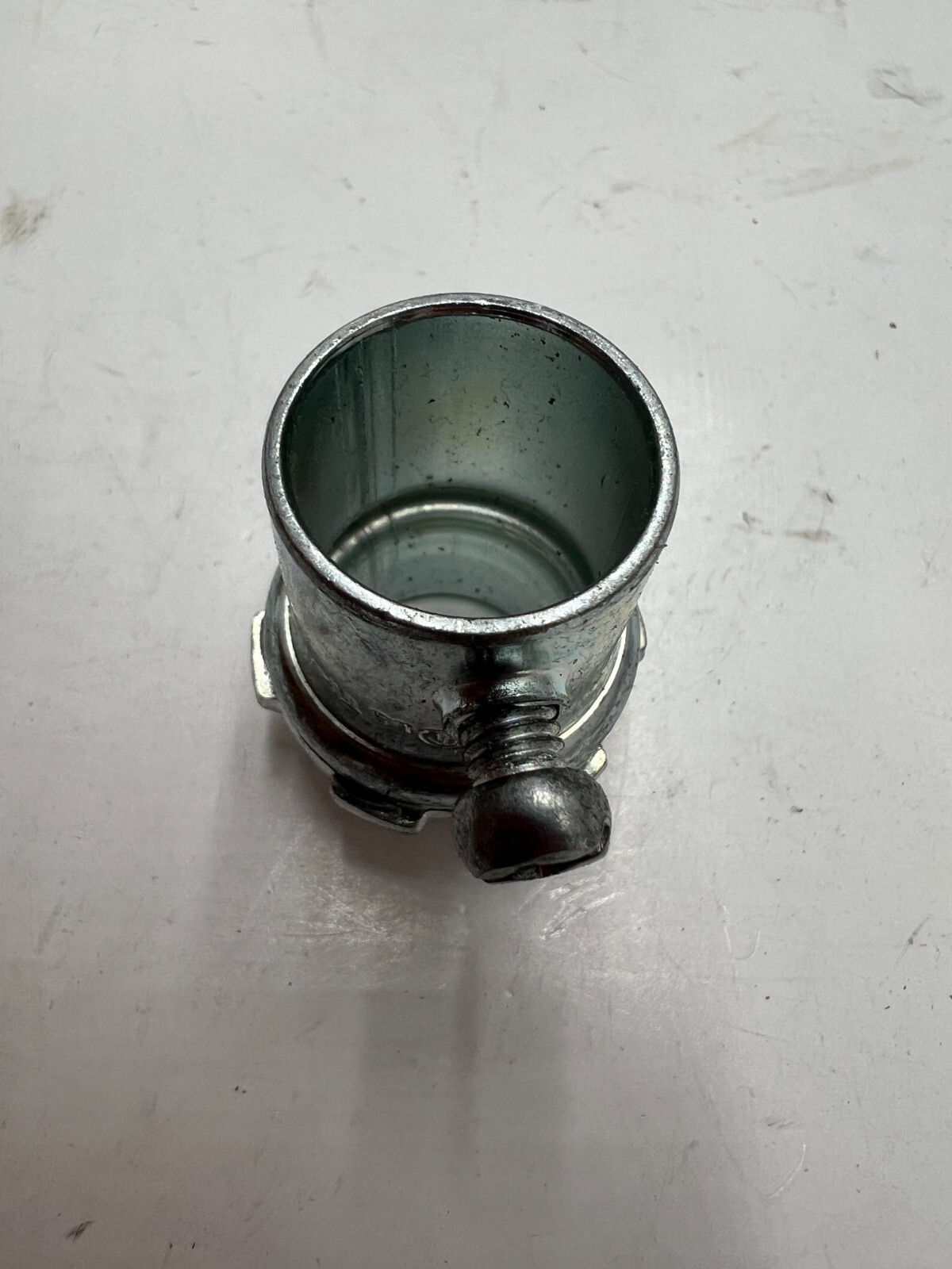 (QTY 50) Topaz 631S EMT Connector Screw Type 1/2″ for EMT and Rigid Conduit