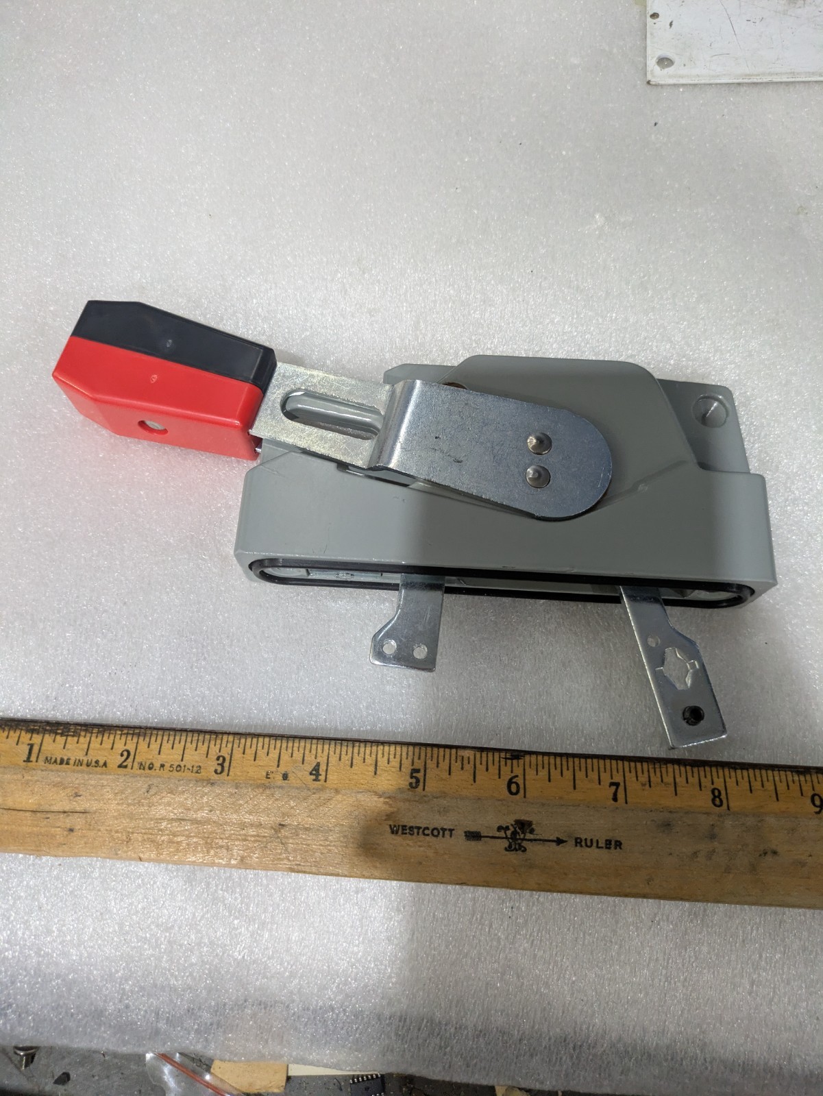 Eaton Flange Mount Operating Mechanism Handle ON OFF RESET Disconnect Switch