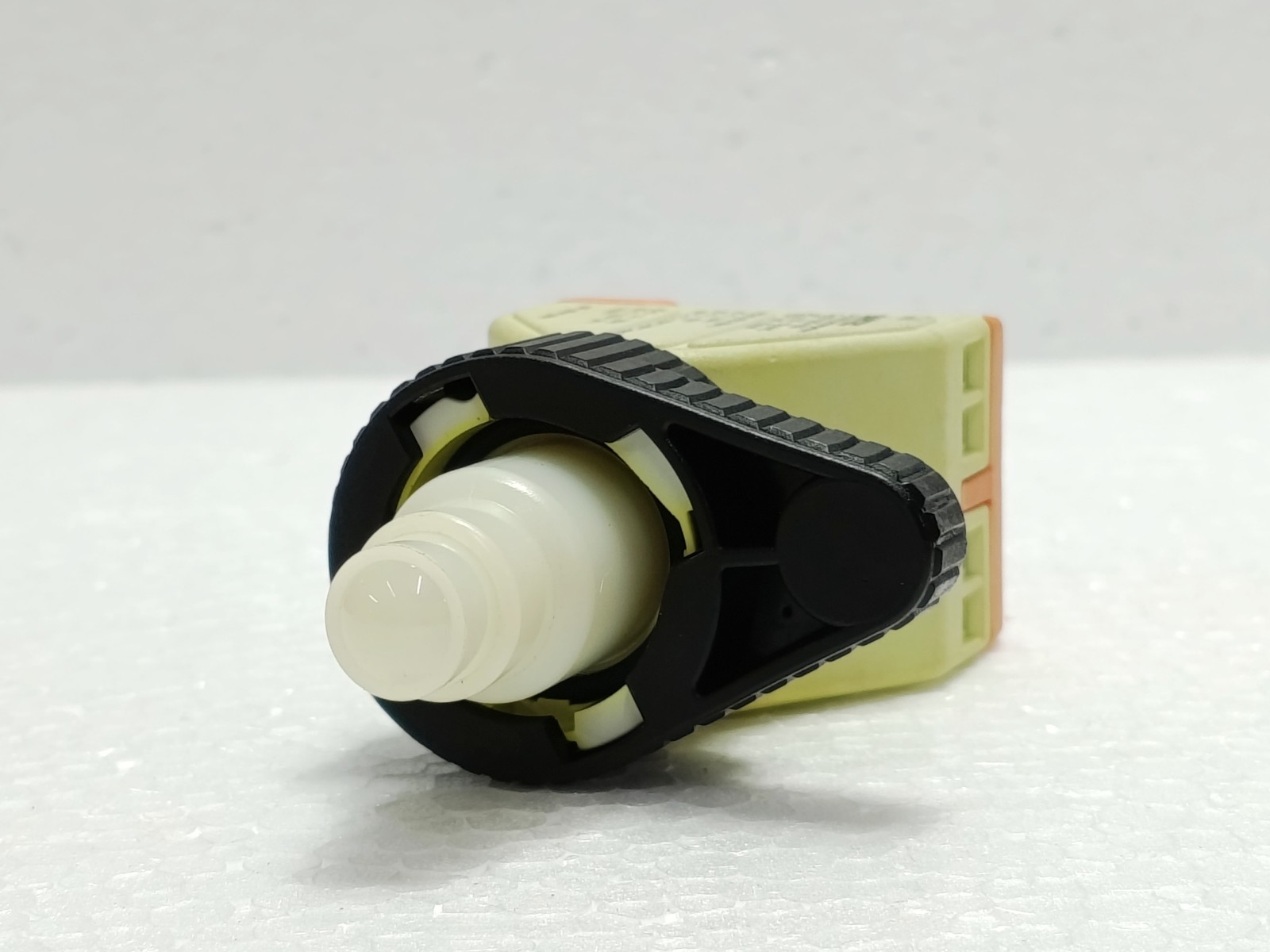 Bartec D-97980 Bad Mergentheim Illuminated Button 07-3363-1830 | New Surplus