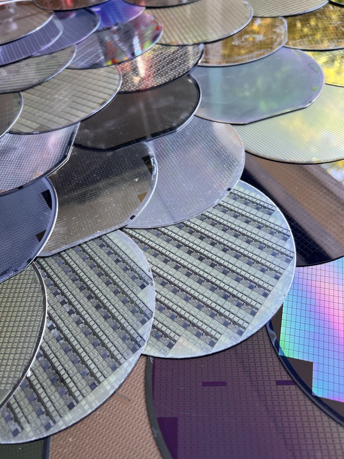 150 MM 6” PATTERNED SILICON WAFERS, LOT OF 50 500 To 600um Thick