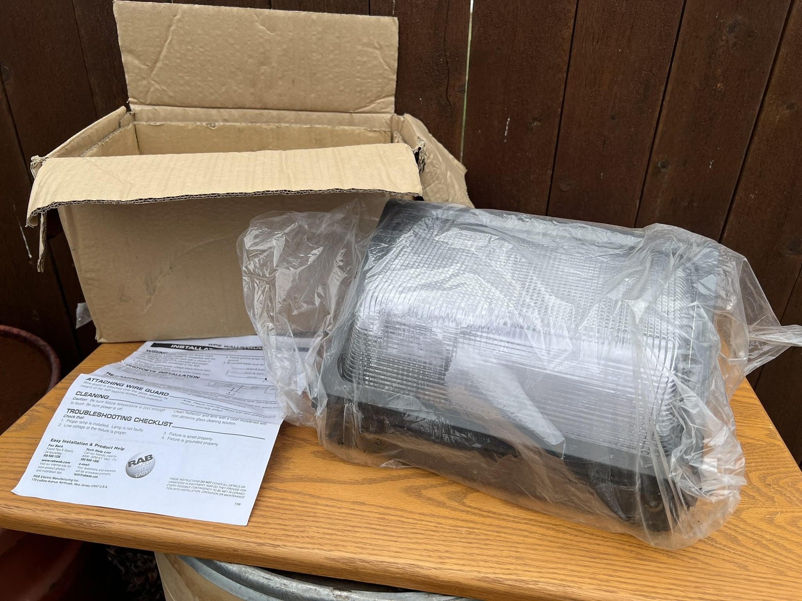 RAB WP2SM150 High Pressure Sodium Wallpack Light 150W 120V Outdoor New Open Box