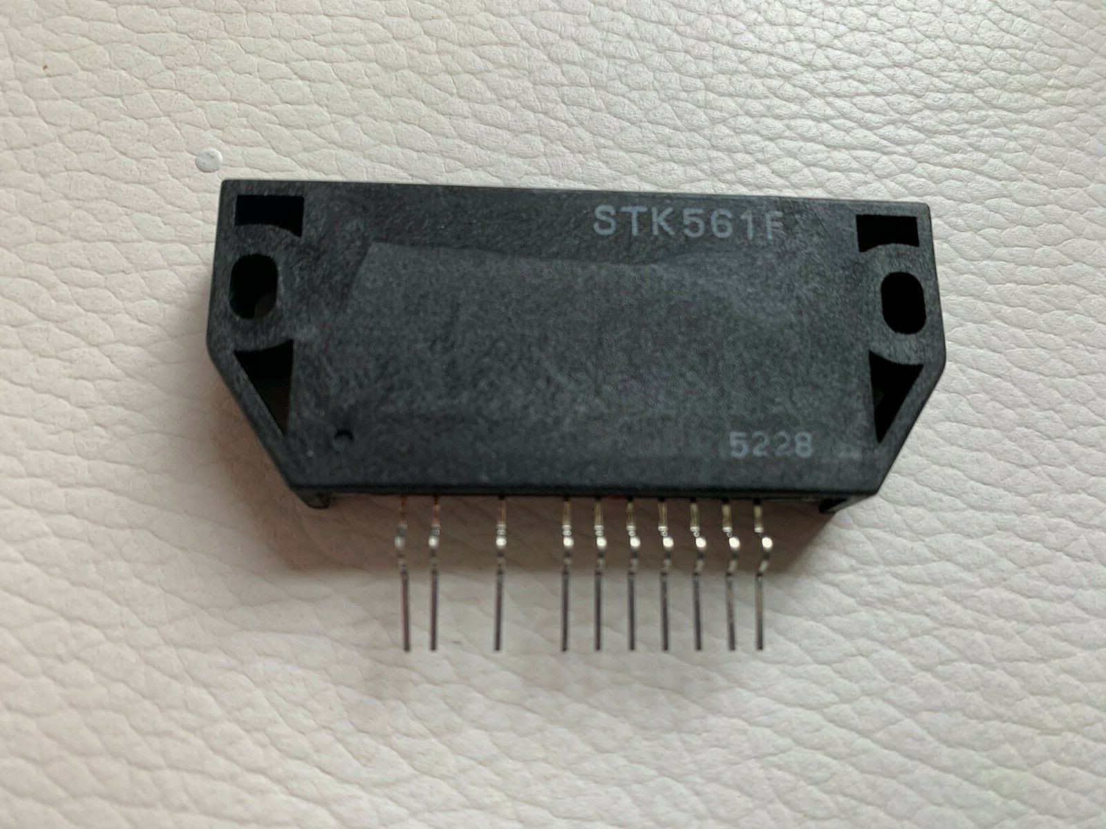 STK561F + Heat Sink Compound By SANYO