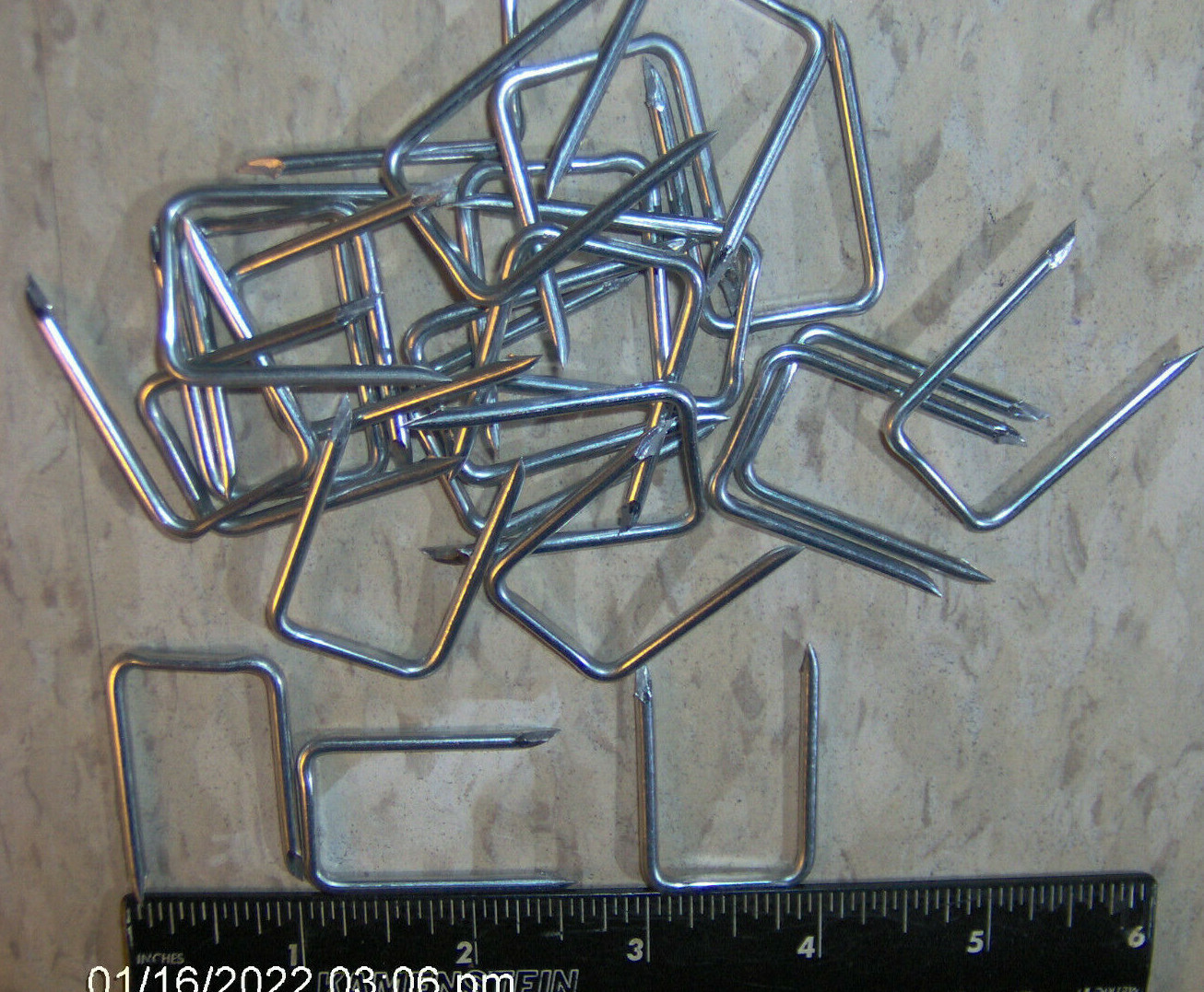 25 count 3/4″ x 1 3/8″ long Steel ELECTRIC SERVICE CABLE STAPLES 6-3 SEU King