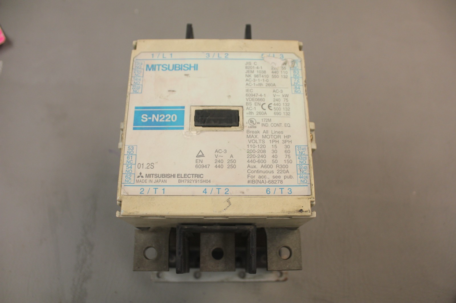 MITSUBISHI ELECTRIC MAGNETIC CONTACTOR S-N220