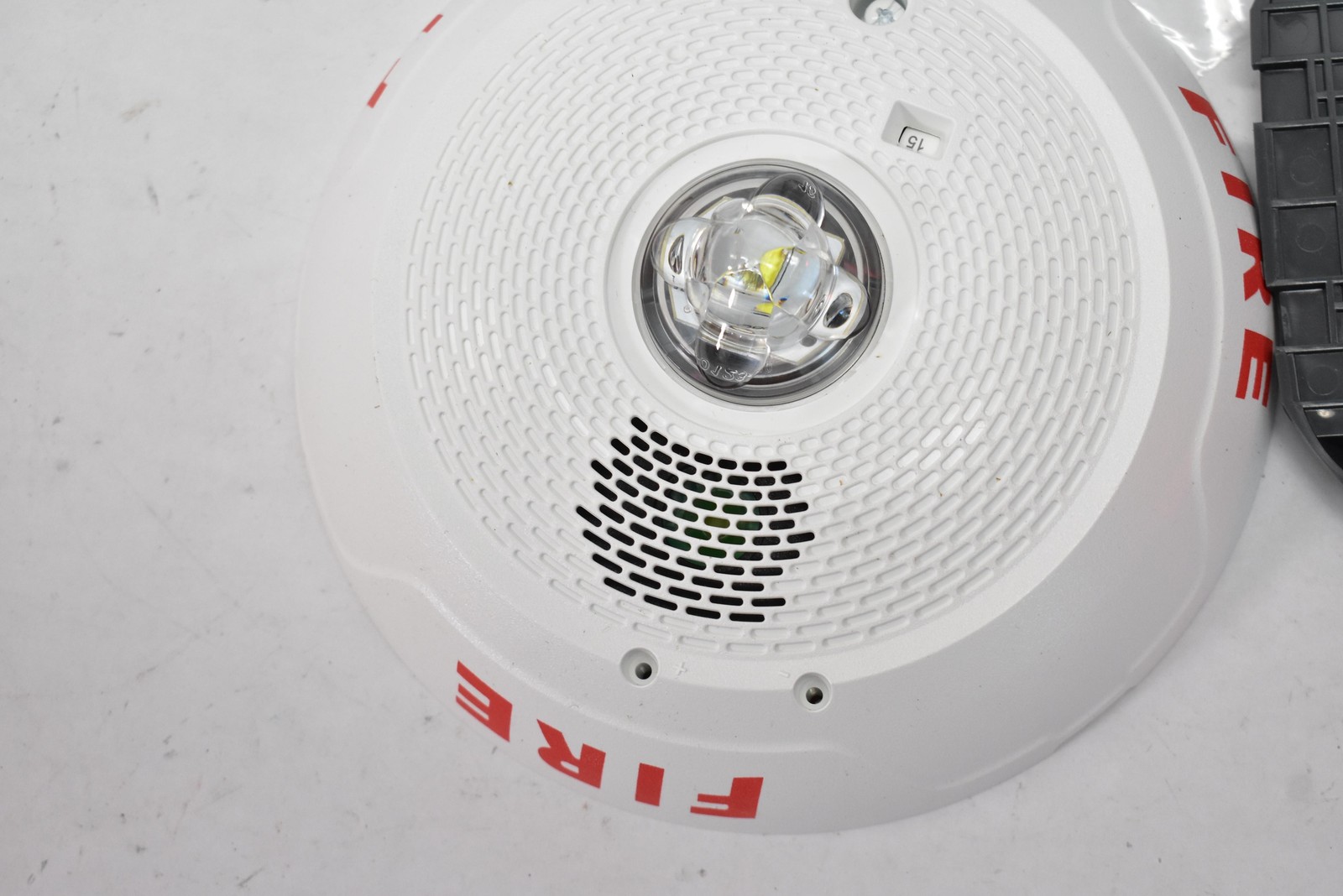 System Sensor PC2WL-LED Horn Strobe Fire Alarm 2-Wire Indoor Clear Lens Ceiling