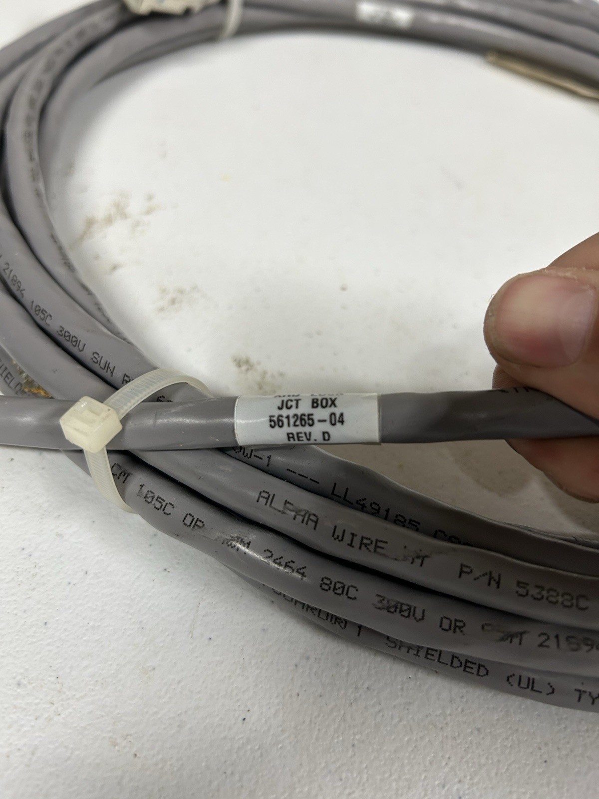 MTS SYSTEMS To P1 318.xx E-stop/XHD Lock Junction Box 561265-04 Cable