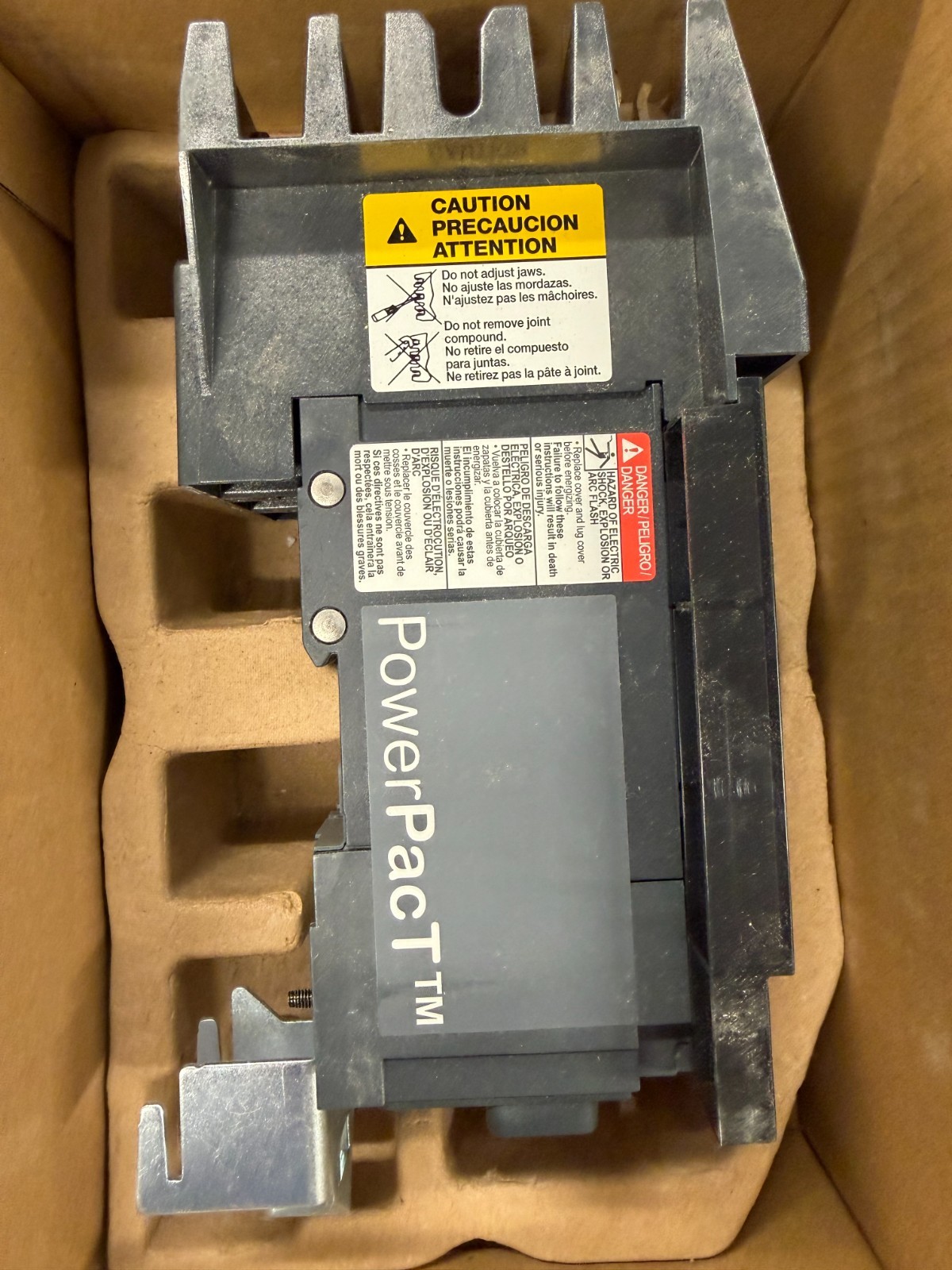 PowerPacT Square D – BGA36060 – 60A 3P Circuit Breaker For Power Distribution