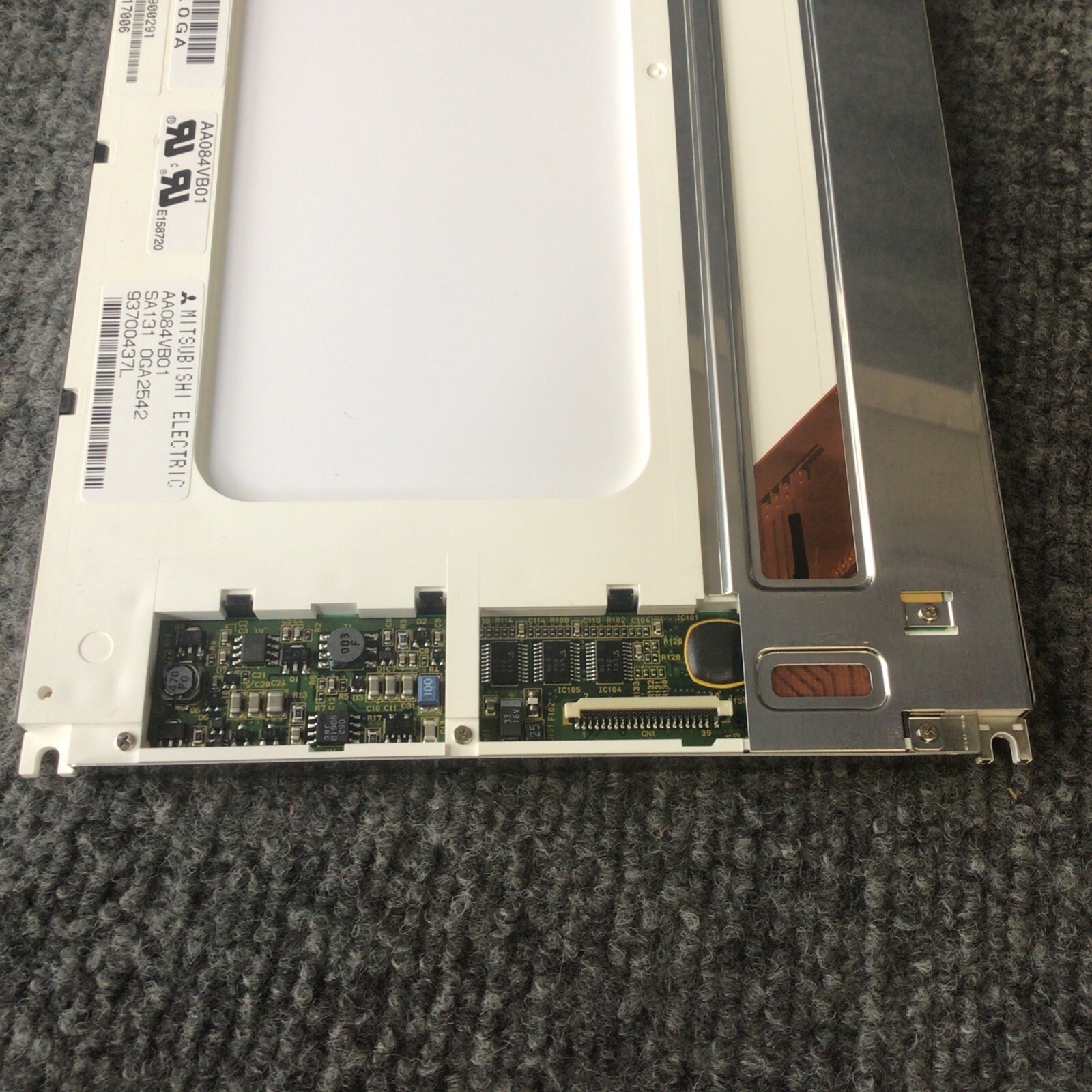 Mitsubishi Electric AA084VB01 LCD Display Screen 8.4″ 640×480 New