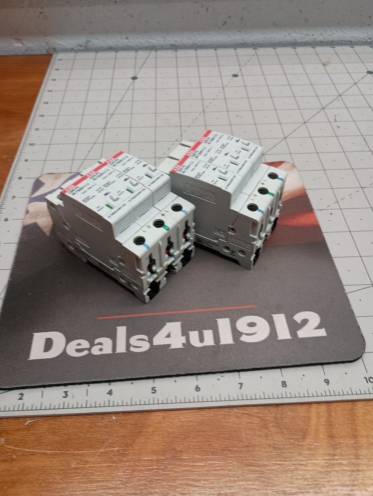 ABB OVR PV 40-1500H CU 3-Pole Surge Suppressor Block of 3 and Bottom Carrier