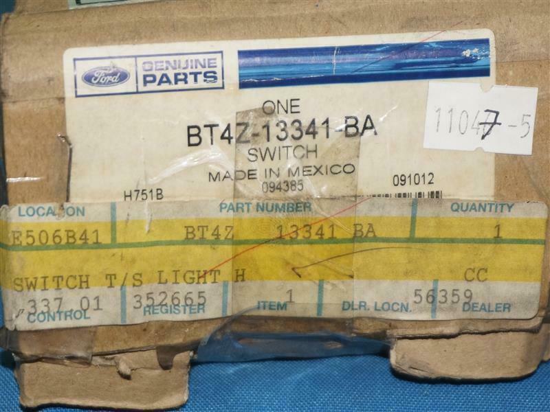 Ford BT4Z-13341-BA CT4T-13335-AAW Turn Signal Light Switch NEW NOB