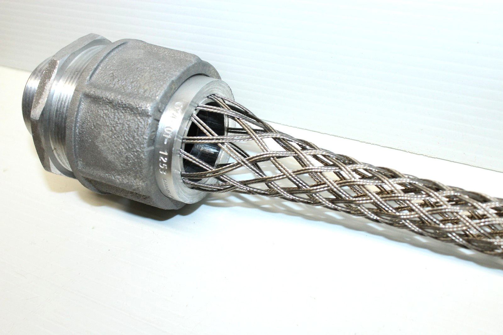 ⭐NEW⭐ 1-1/2″NPT HUBBELL 074011253 KELLEMS CABLE CORD GRIP 1.312-1.437″