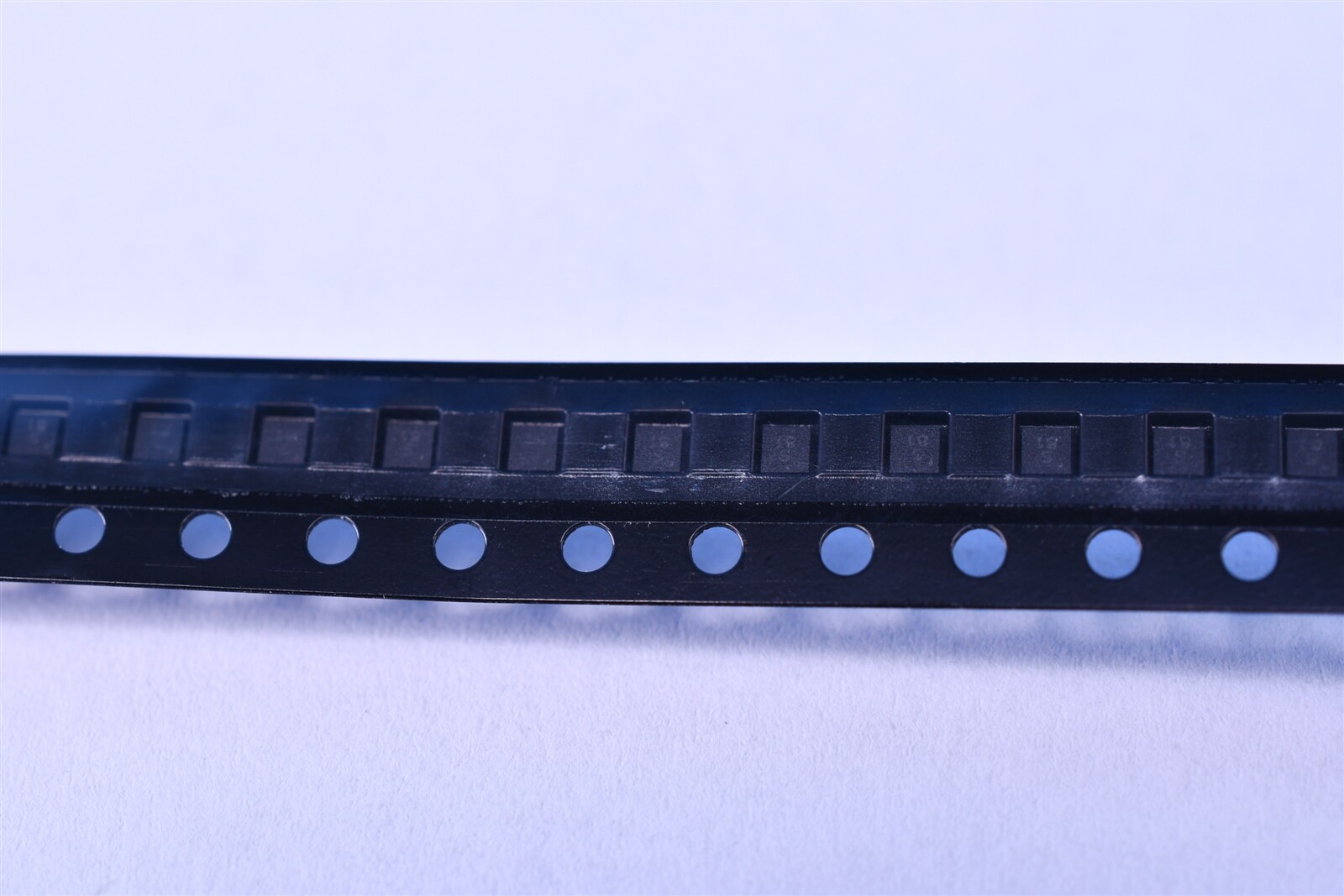 255 Skyworks RF Switch ICs 100MHz-6GHz SMD/SMT 1.8V-5V SKY13381-374LF