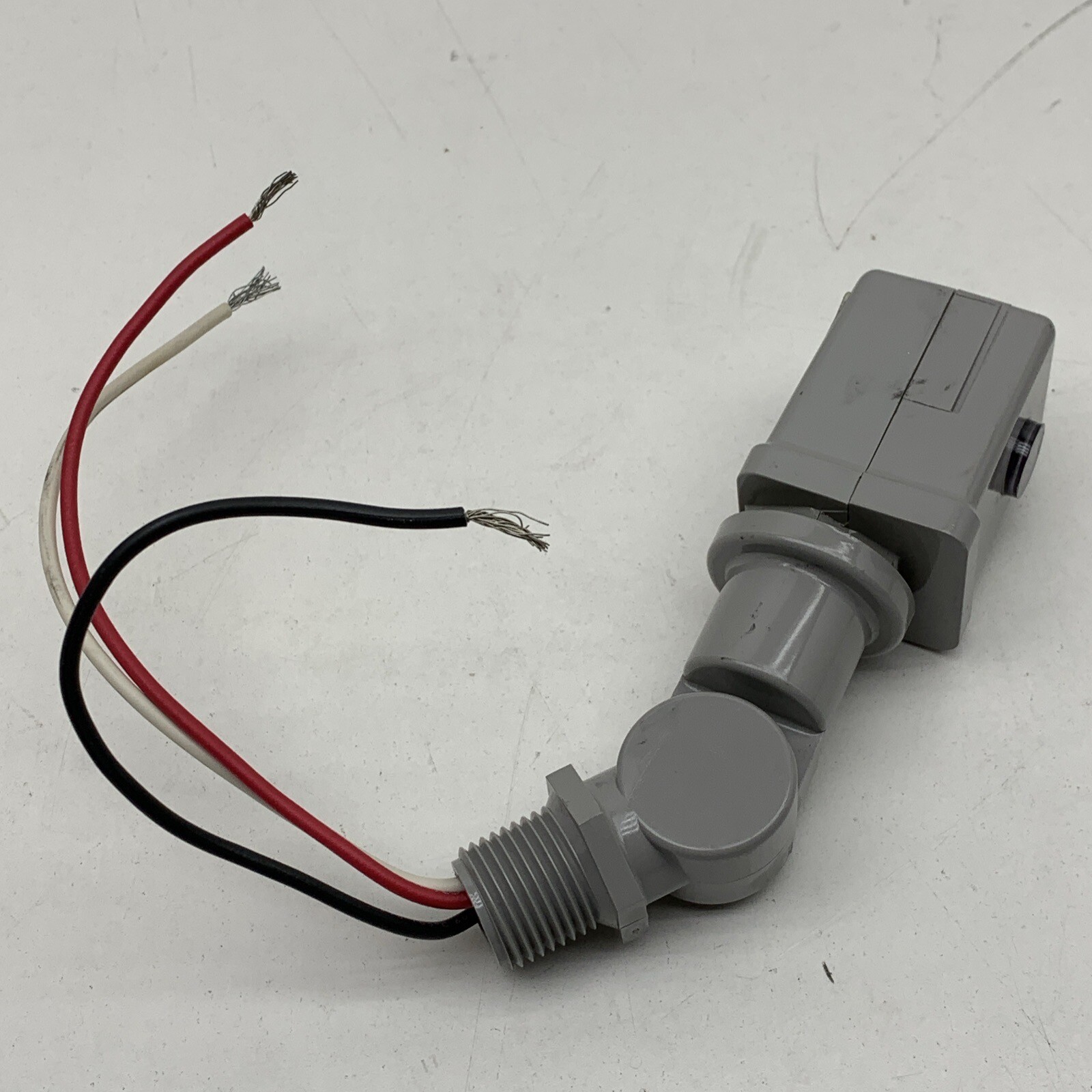 Intermatic K4233 Stem Mount w/Swivel 277V Thermal Photocontrol 277-VOLT ONLY
