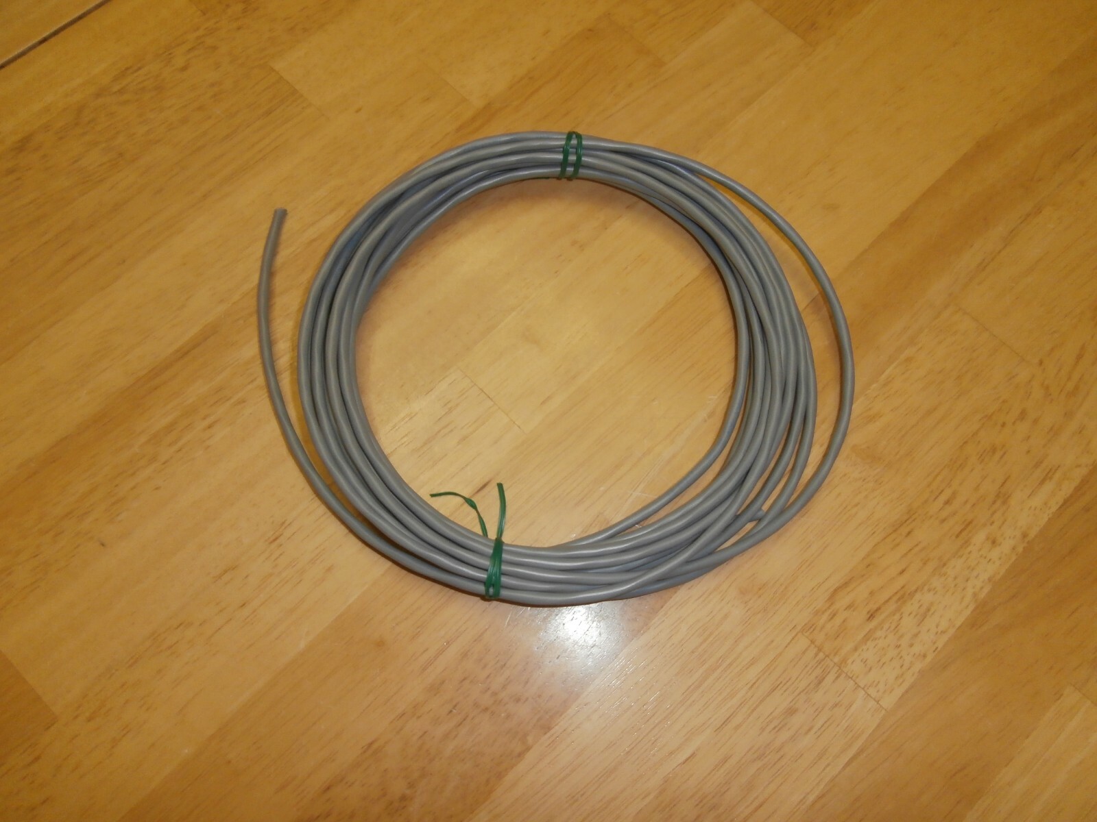 17 FT 4 Conductor 22awg Unshielded Cable Wire CM/CL2 ,NOS