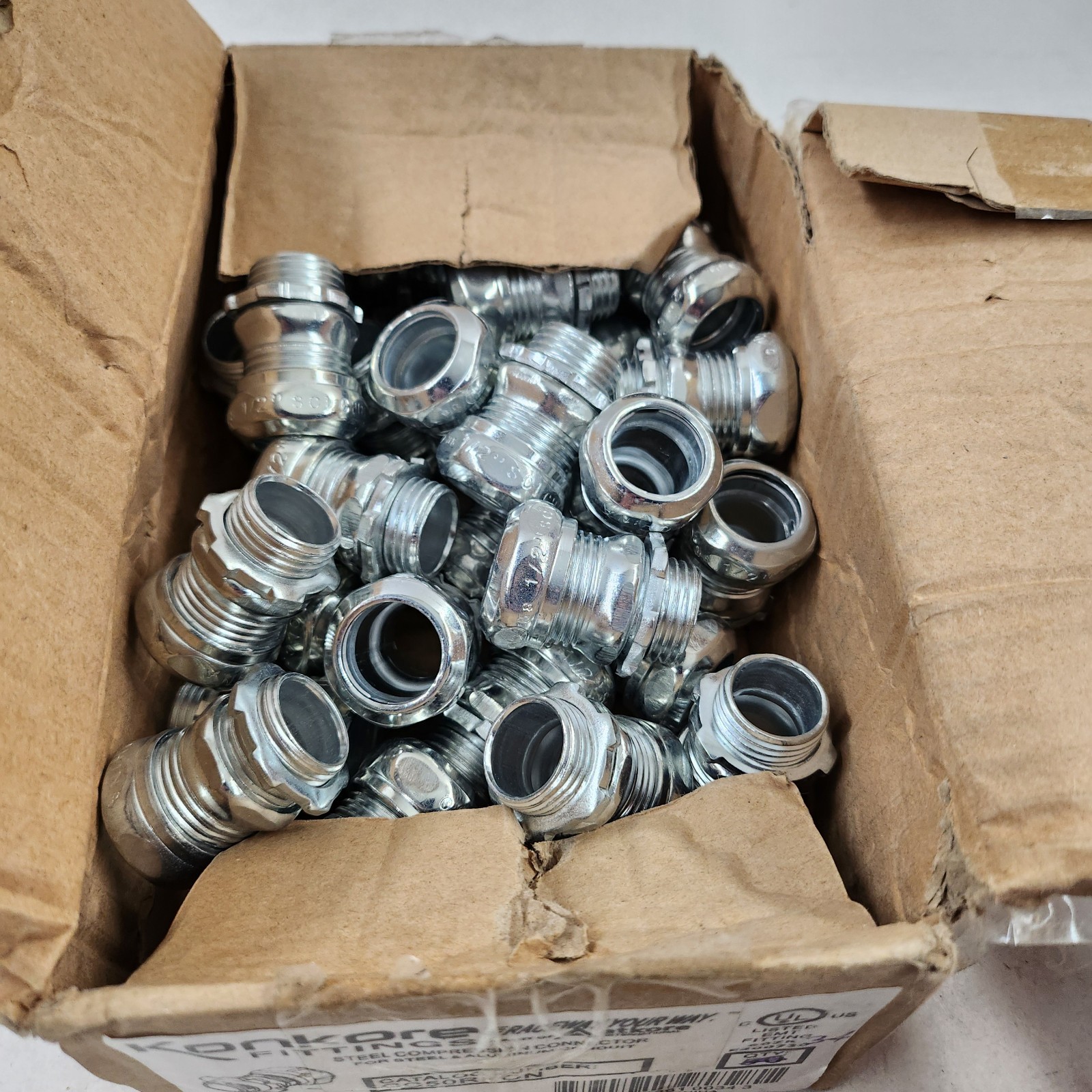KONKORE CC50RKON, 1/2″, Steel, Non-Insulated, Compression, EMT Connector , 34 pc