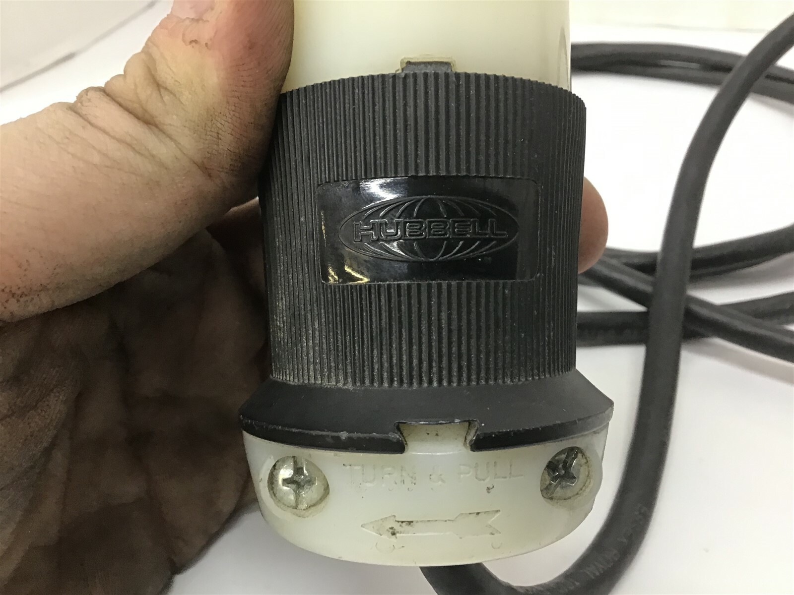 Hubbell 20A 125V Plug and Receptacle On 10′ Of Essex Royal 16/3 SJOW