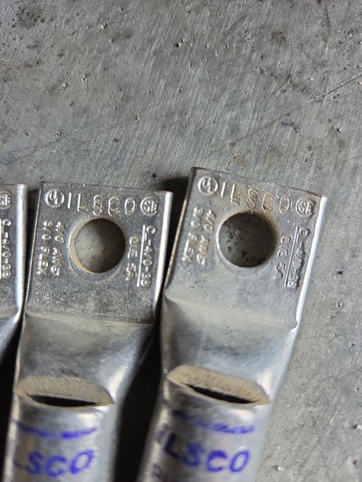 6- BURNDY YA28L 4/0 AWG Crimp Terminal Lug, Purple, N200