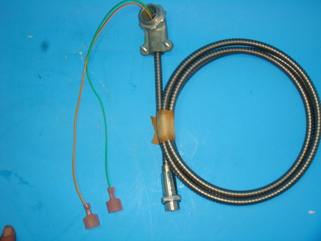 NEW AMPHENOL, CABLE WITH CONNECTOR, NEW IN PACKAGING