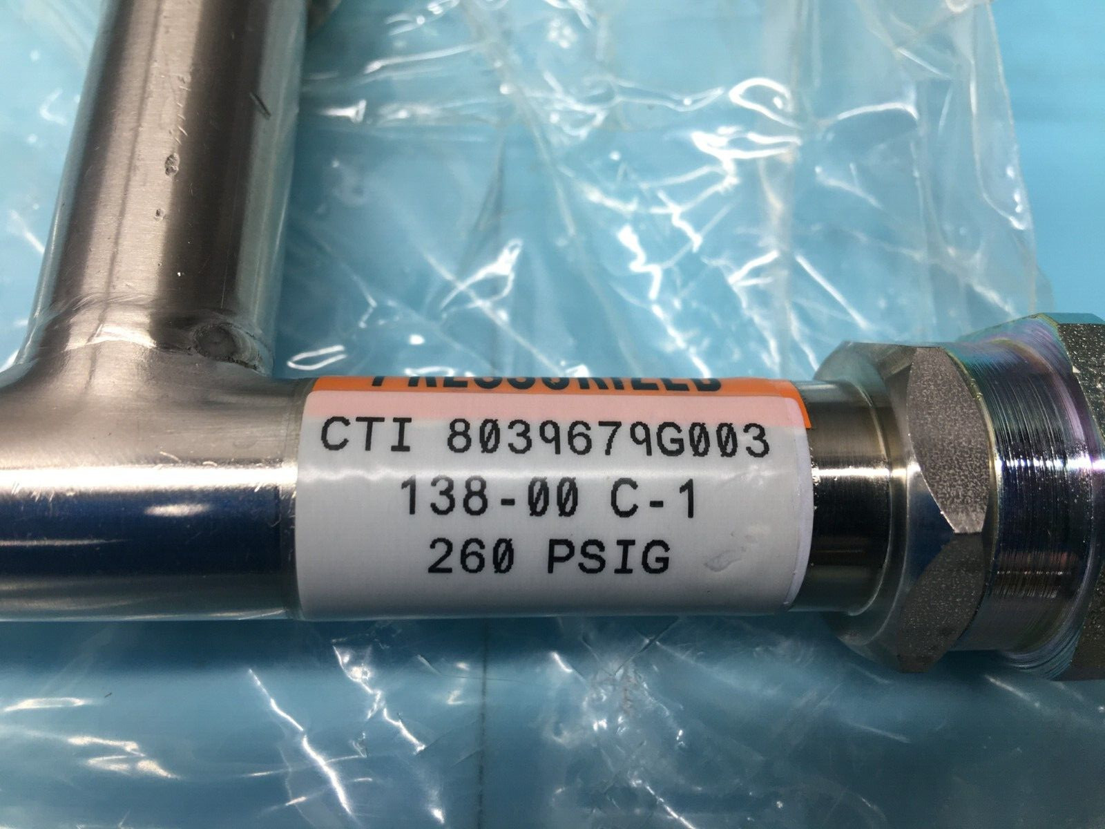 AMAT 3300-05698 CTI 8039679G003 Fitting Aeroquip Adaptor Helium, 117839