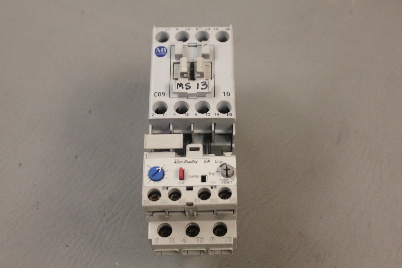 ALLEN BRADLEY 100-C09*10 SER A CONTACTOR 193-EAEB SER B OVERLOAD RELAY