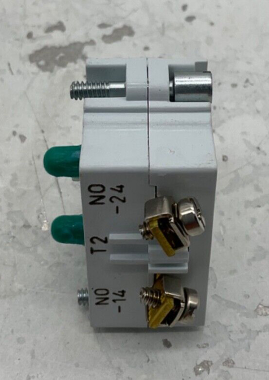 NEW EATON BT2 CONTACT BLOCK FOR PUSHBUTTONS AND SELECTOR SWITCH 2NO 10250T2