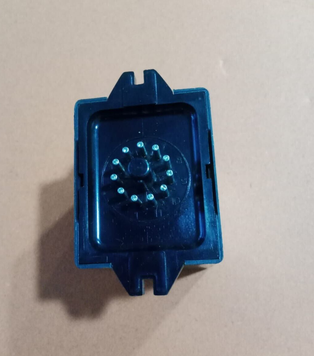 1PC- ORIENTAL MOTOR SS21-UL CONTROL PACK 11-PIN 115VAC/60HZ/1.5AMP