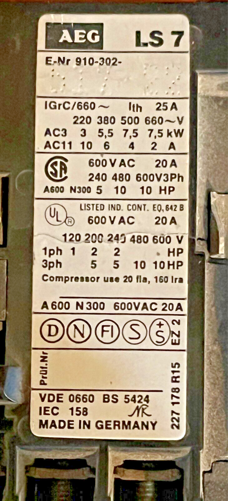 AEG LS7 22E 100/115 VAC 4-Pole Industrial Contactor