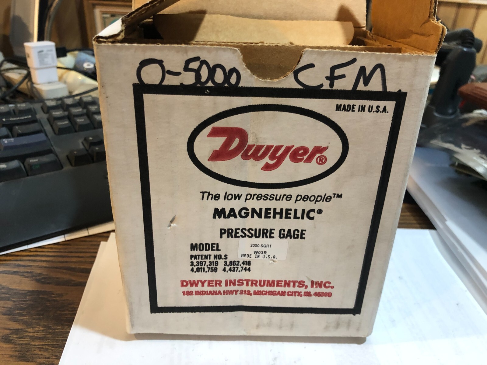 New Open Box Dwyer 2000-SQRT Magnehelic Differential Pressure Gauge