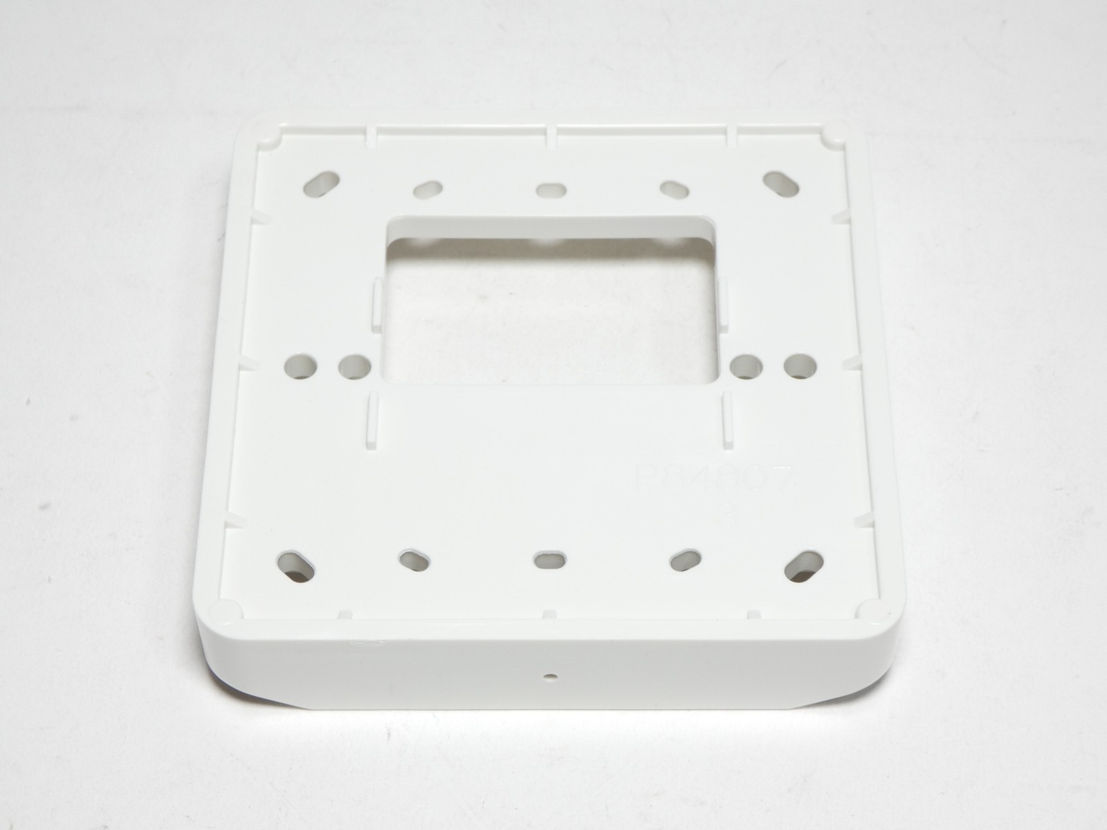 Siemens 500-636168 ZH-HMC-CW Ceiling-Mounted Fire Alarm Horn Strobe – NEW Sur…