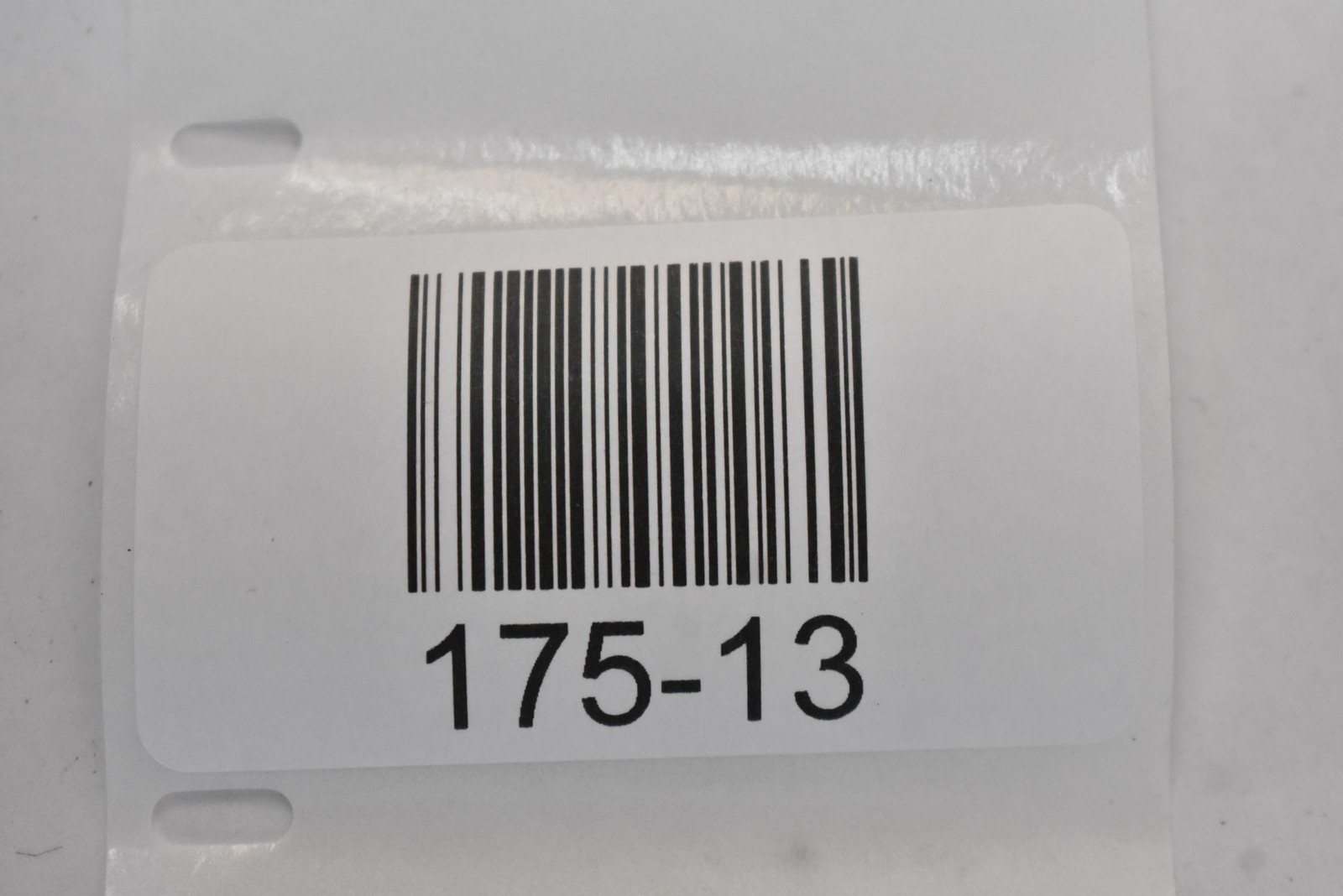 Hubbell IS200FT Loadbreak Connector 15kV 25/28kV 200A Feed-Thru Red Black