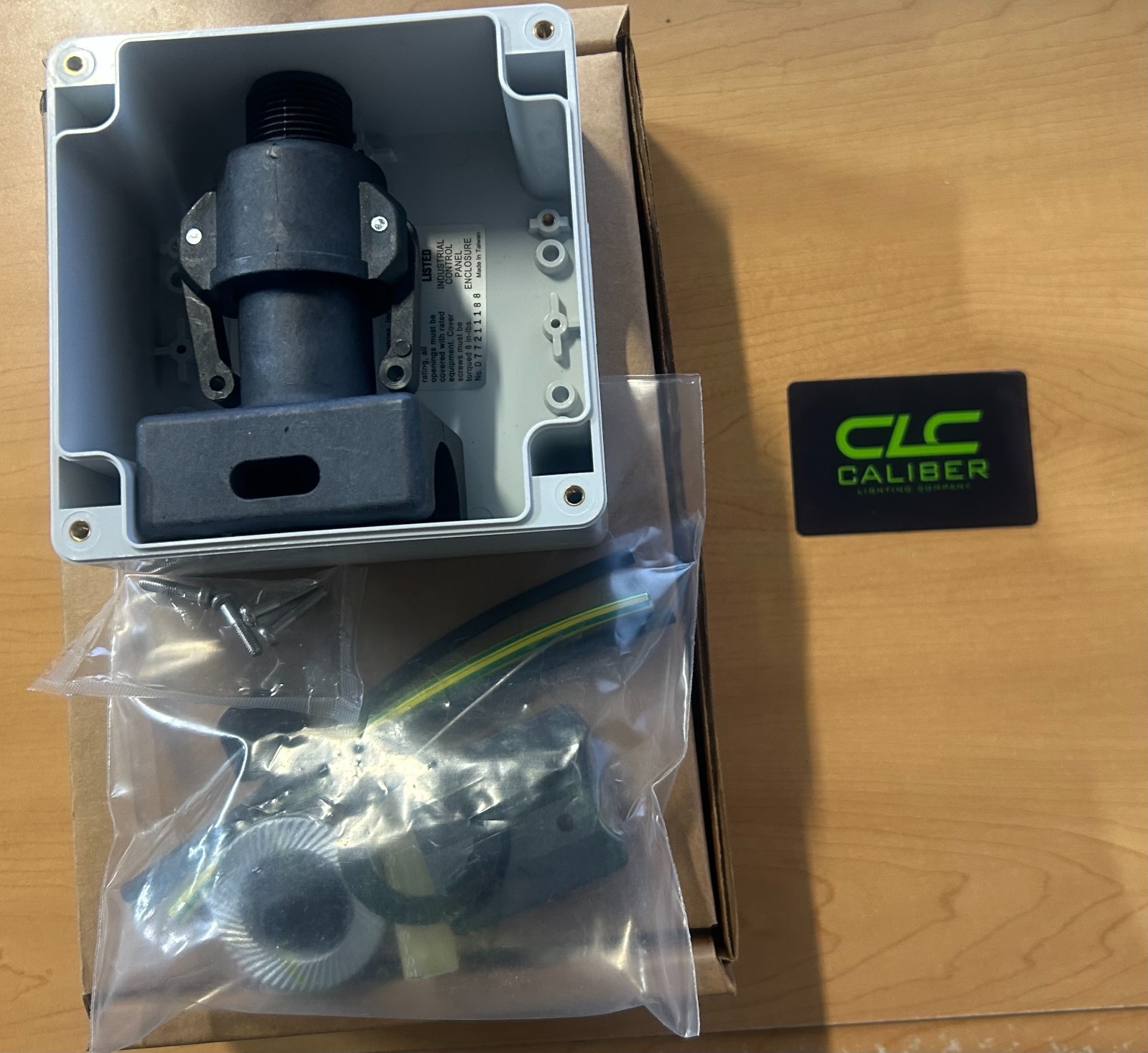 HEAT TRACE PRODUCTS 1548-40PTP/1548-40PTJ POWER CONNECTION KIT FOR PIPES