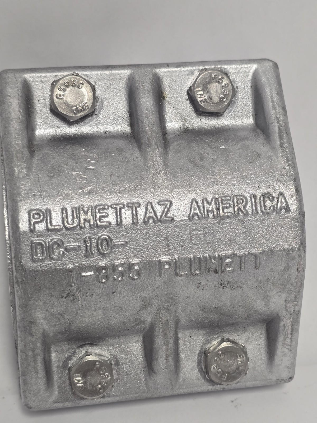 PLUMETTAZ DC-10-1.06 UNDERGROUND DUCT SP SPLIT CCOUPLIN FITS SDR 0.75″ INNERDUCT