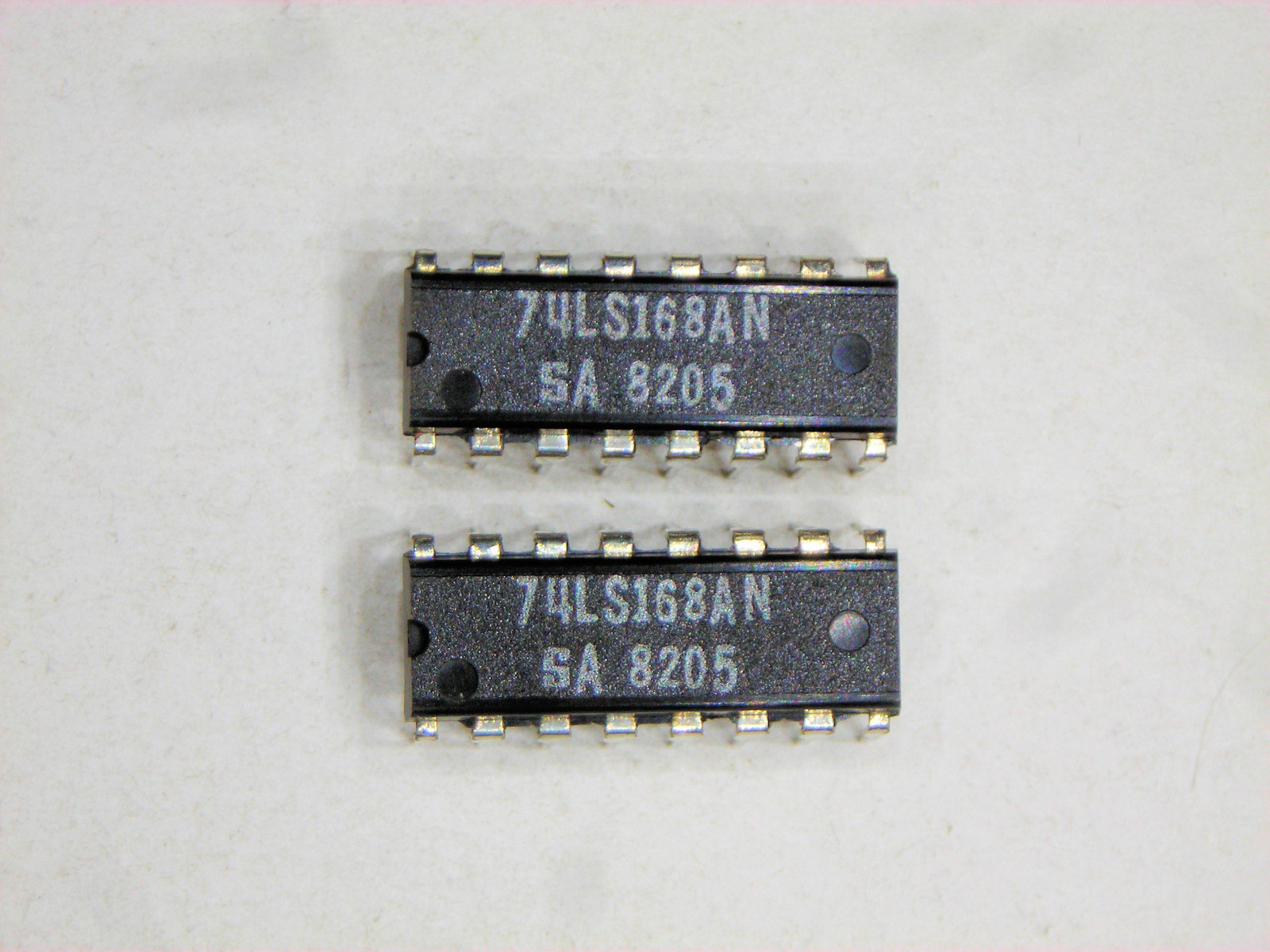 SA74LS168AN “Original” Signetics 16P DIP TTL IC 2 pcs