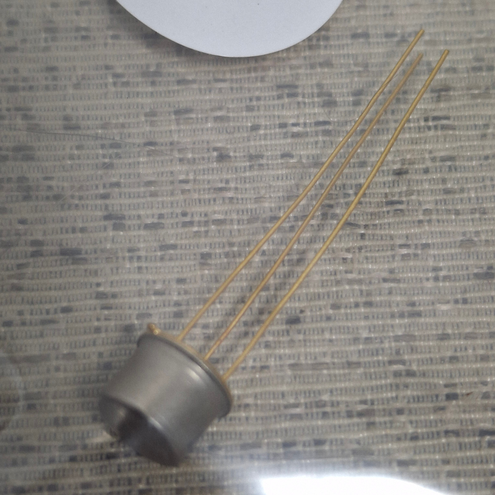 (Lot 2 Pcs.) 2N1132/Gold/ – Fairchild & Motorola Small Signal Transistor NOS