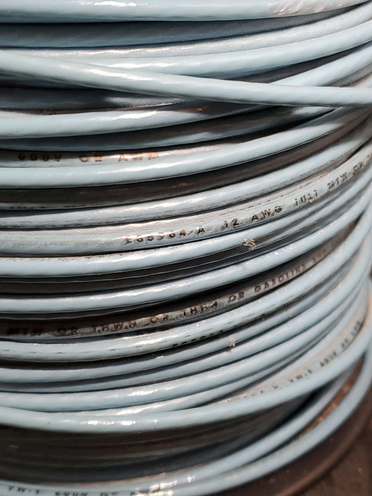 Machine Tool Wire E85964 UL Machine Tool Wire Blue 600V 500 FT NEW