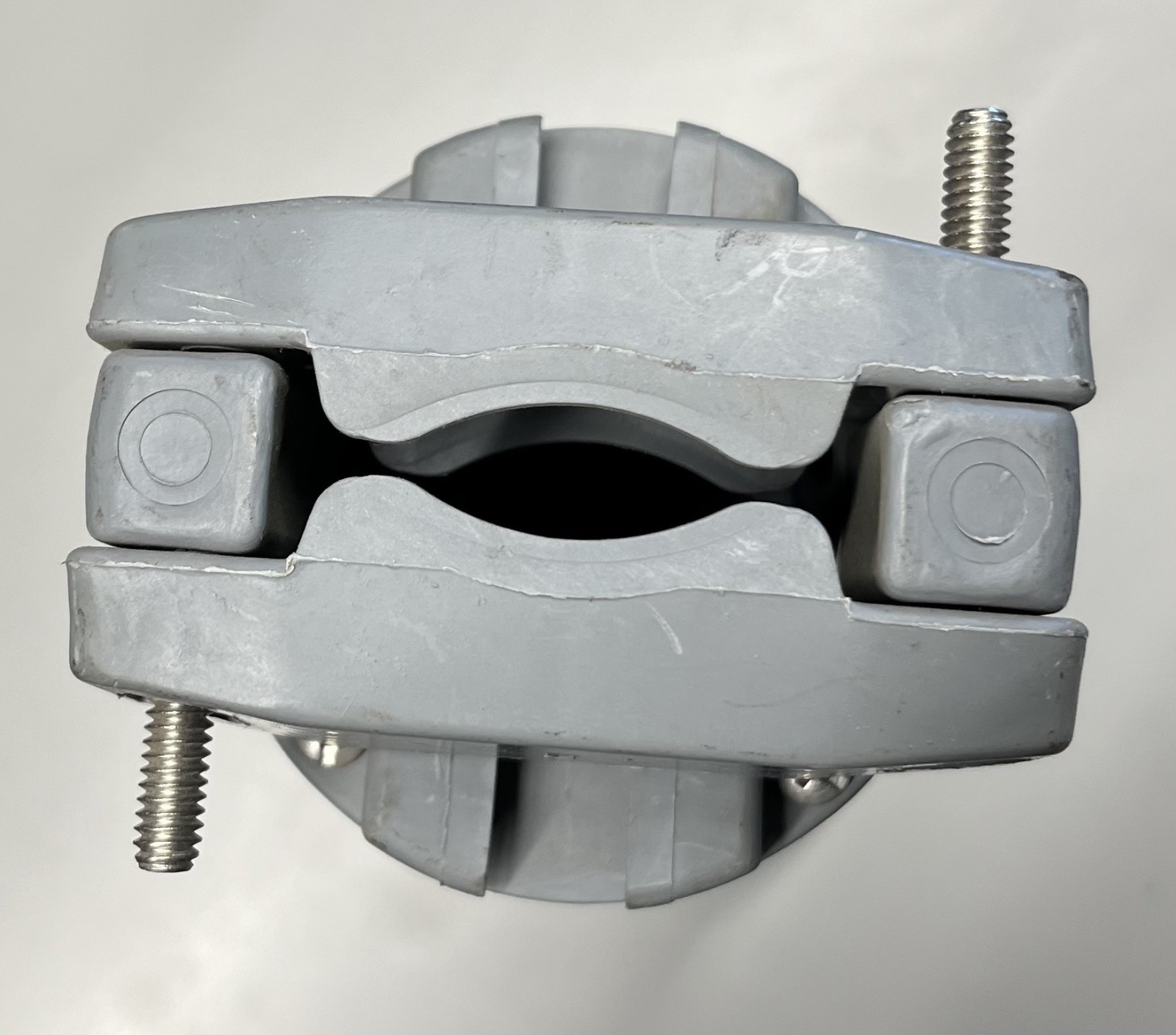 Hubbell Pin and Sleeve, Female Connector Body, 100A 250V, Watertight, 3100C6W