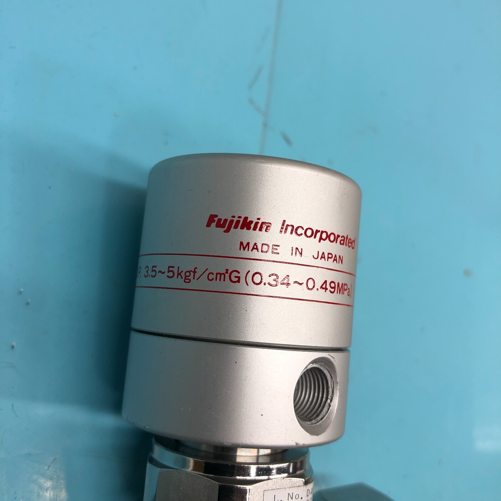 FUJIKIN 316L, 810-55004 VALVE PROCESS GAS,3.5~5kgf/cm*G (0.34-0.49MPa), 161302