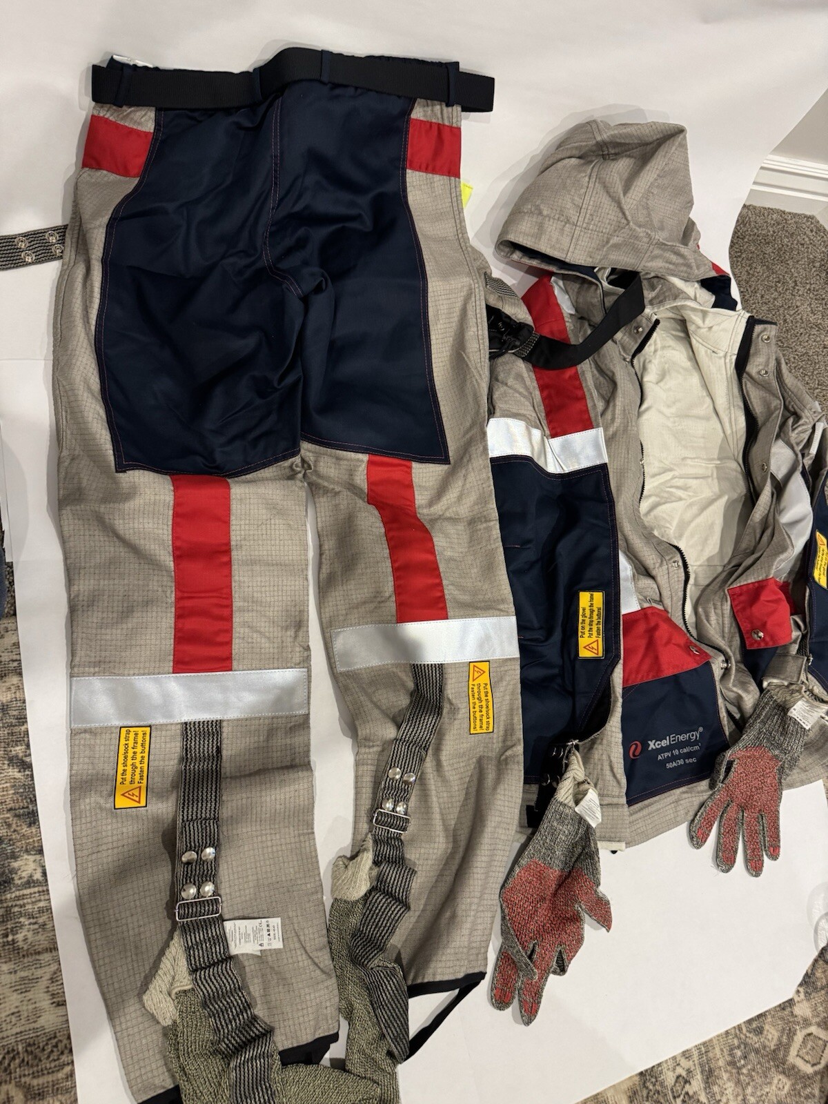 Electrostatics AC Induction Conductive Suit Electrical Safety Jacket Pant 188/XL