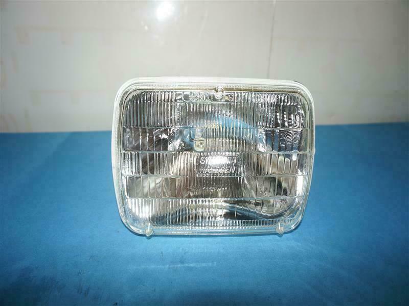 Ford F3UZ-13007-A F3UZ13007A Headlamp Bulb-R NEW NOB