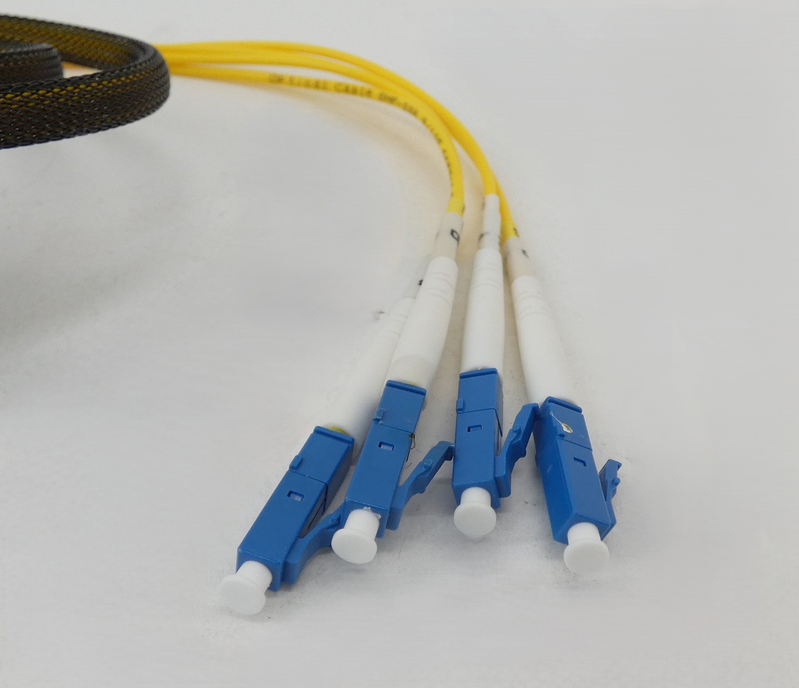 Camplex OPADAP-4 opticalCON QUAD to 4 LC Breakout Adapter Singlemode – NEW Su…