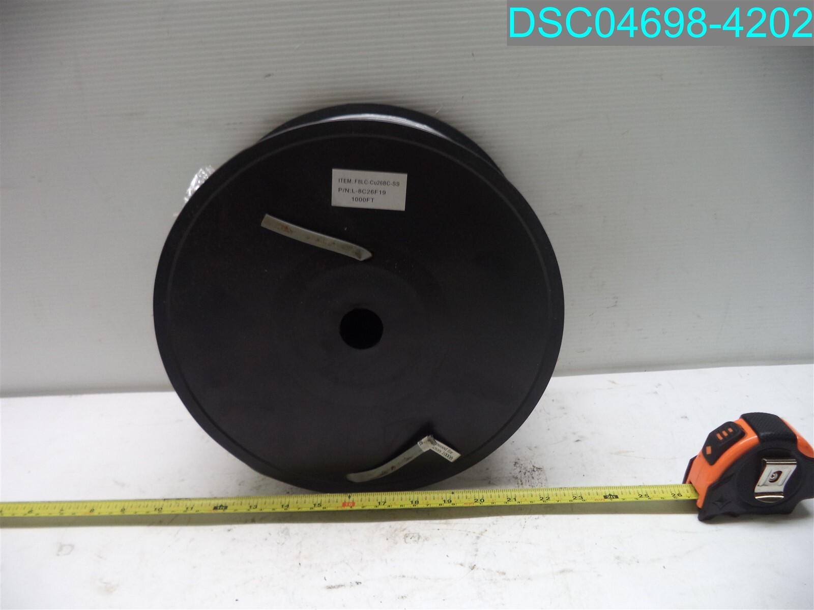 1000′ 26 AWG, 8 CONDUCTOR STRANDED BARE COPPER COLOR SILVER SATIN L-8C26F19