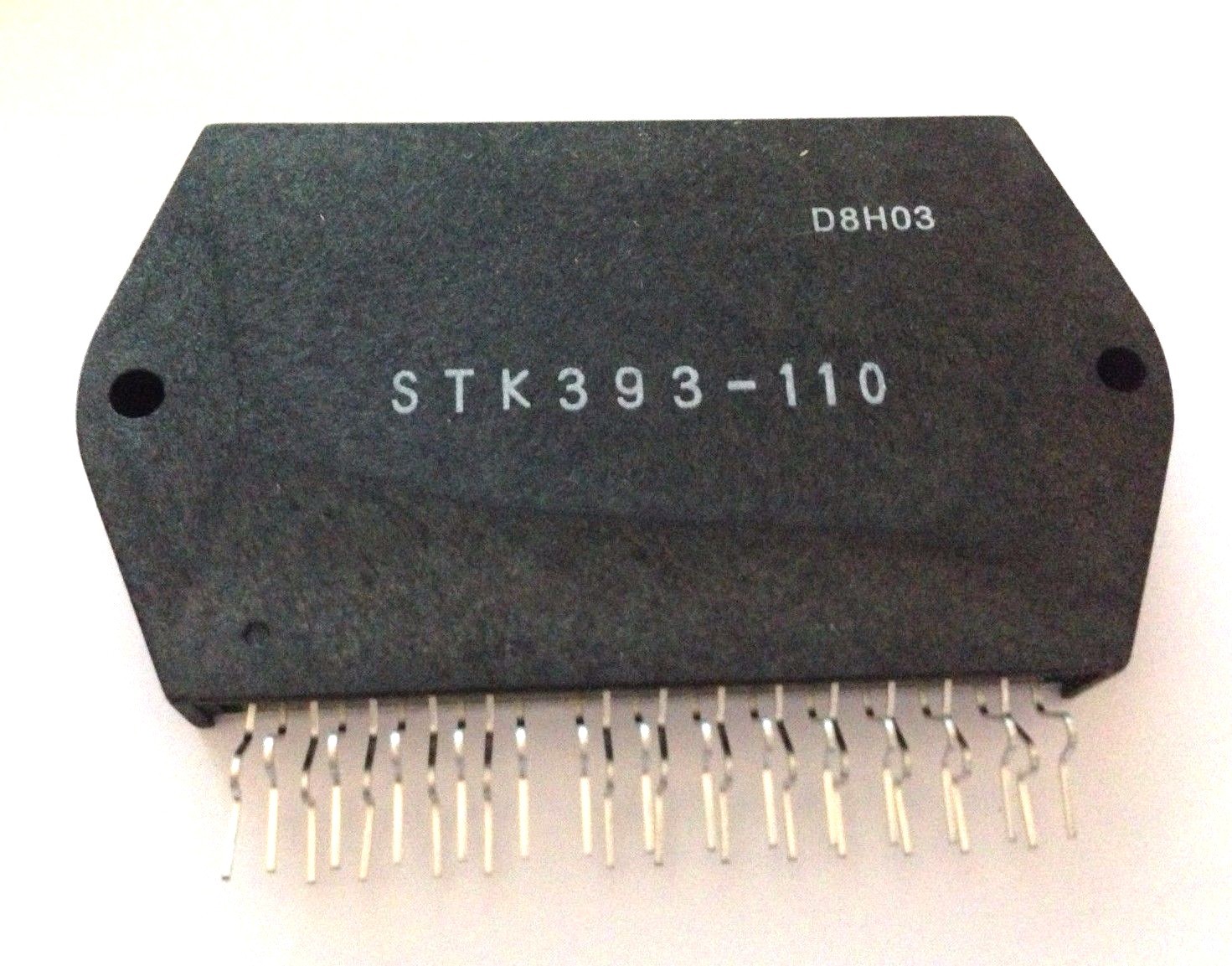 STK393-110 ORIGINAL SANYO + HEAT SINK COMPOUND