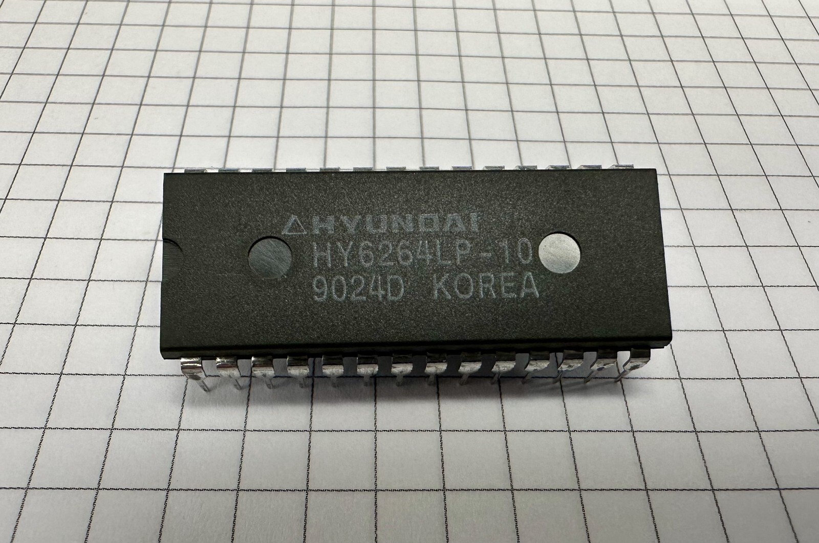 4x HY6264LP-10 6264 8-BIT 8K x 8 CMOS SRAM PDIP28 x4 PCS NEW OLD STOCK NOS
