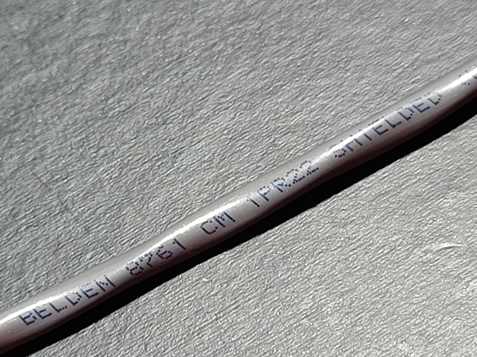 Belden 8761 22/1P Shielded Twist Pair Audio/Control/Instrumentation Cable /50ft