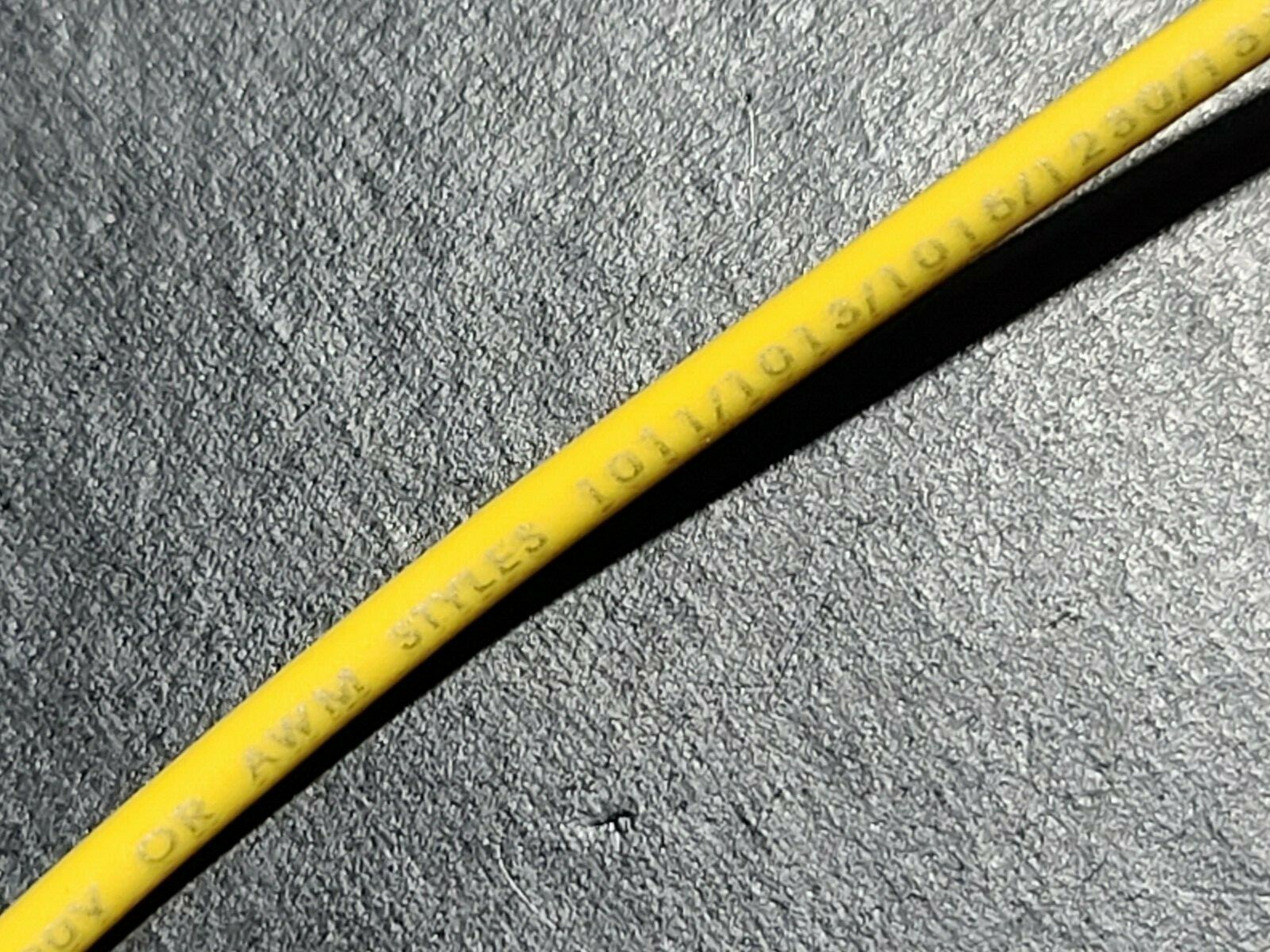 Atlas Wire #18awg Stranded Bare Copper UL-1015/1230/1032 Hook-Up Yellow/100ft